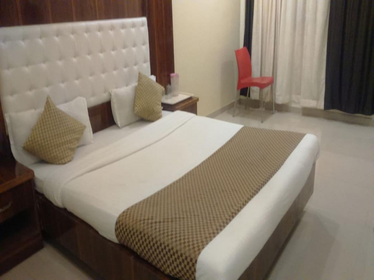 Hotel Shri Krishna Shirdi Zewnętrze zdjęcie