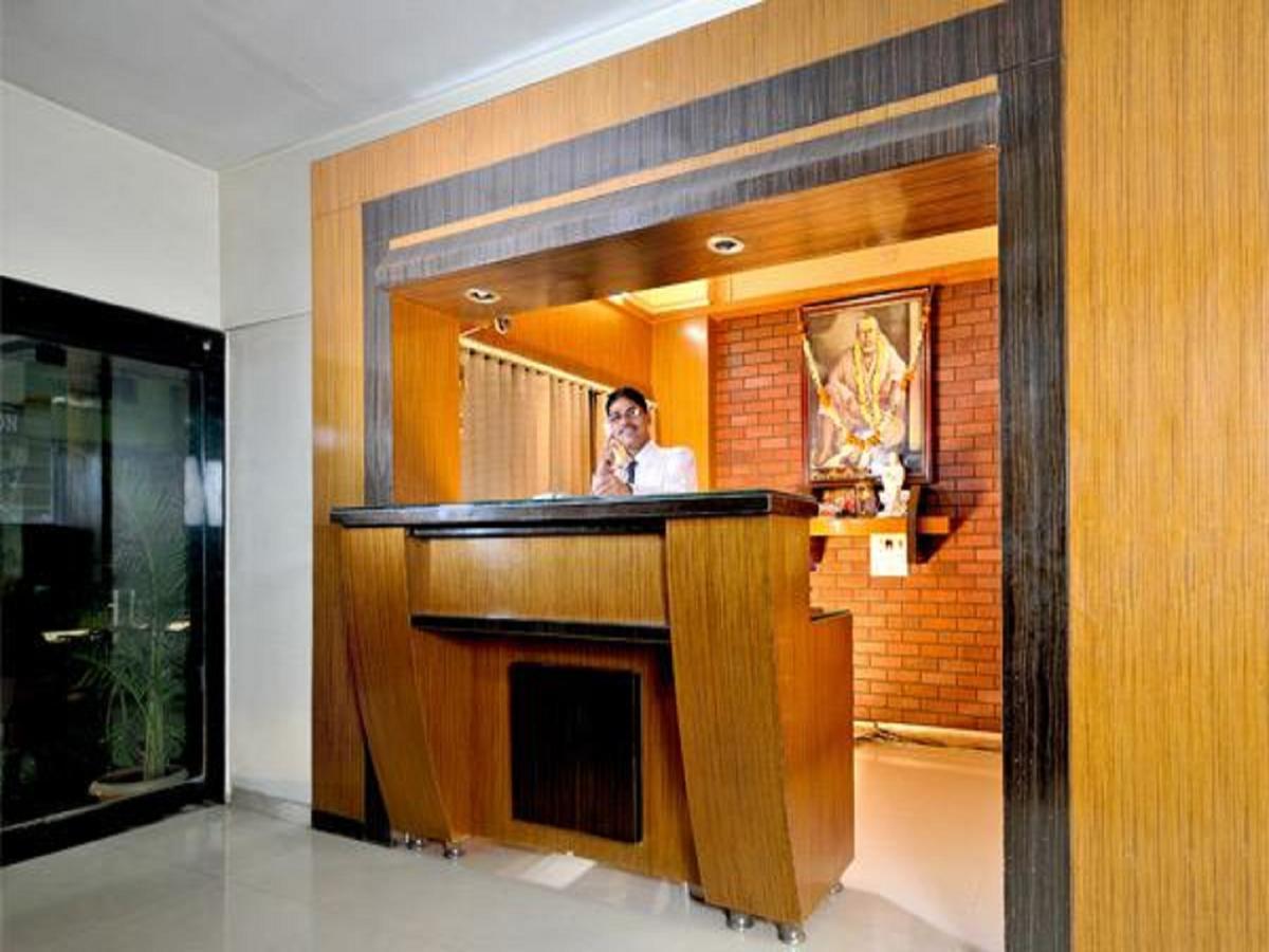 Hotel Shri Krishna Shirdi Zewnętrze zdjęcie
