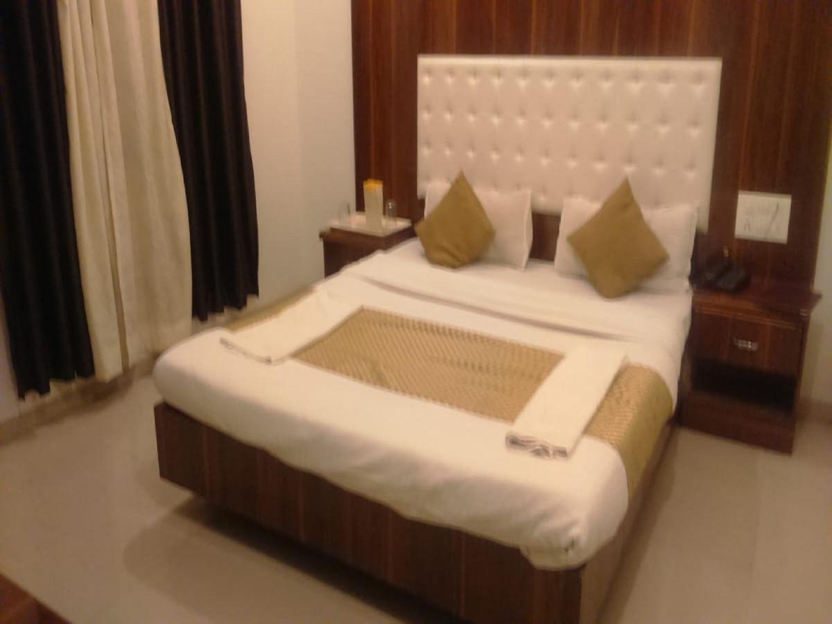 Hotel Shri Krishna Shirdi Zewnętrze zdjęcie
